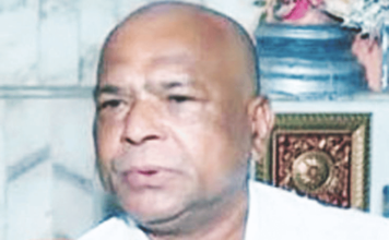 हा तपास आहे की नाटक? मीनाक्षी व राजेंद्र शिंदे यांना अटक करा, जयनाथ पुर्णेकर यांचा खंडणीविरोधी पथकाच्या कार्यालयाबाहेर संताप