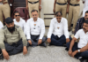 शिंदे गटाच्या महापौर अश्विनी निकम यांच्या पतीवर गुन्हा दाखल करा, उल्हासनगर पालिका आयुक्तांच्या दालनाबाहेर भाजपचा ठिय्या