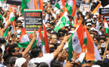 Photo – उद्धव ठाकरे व राज ठाकरे यांच्या नेतृत्तवात मुंबईत अतिविराट ‘गर्जना’ मोर्चा