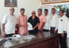 माझा काय संबंध?” अधिकाऱ्याची भाषा, शिवसैनिकांनी दाखवला इंगा, मोबाईल रुग्णवाहिकेवरून संगमेश्वर तालुका पेटला