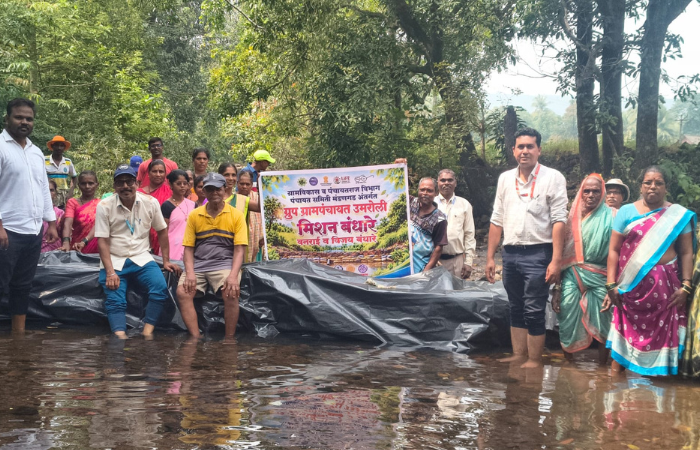 वेरळ तर्फे वेसवीत ग्रामस्थांनी गोठणीवर बांधले श्रमदानातून ३ वनराई बंधारे