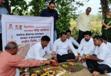 इंदापूर-वाढवण रस्त्याच्या चिंधड्या; प्रशासनाला बळी हवेत का? शिवसेनेने घातले सरकारचे श्राद्ध, पितृपंधरवड्यात आंदोलन