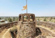 फिरस्ती – अनोख्या बुरुजाचा यमकनमर्डी किल्ला